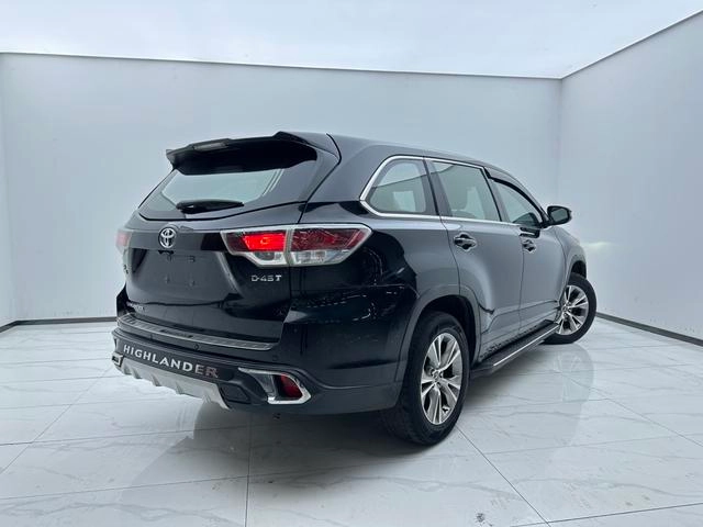 Toyota Highlander 2017 2.0T Version élite à deux roues motrices 5 Siège extérieur photo 4 Toyota Highlander 2017 2.0T Version élite à deux roues motrices 5 Siège extérieur photo 4