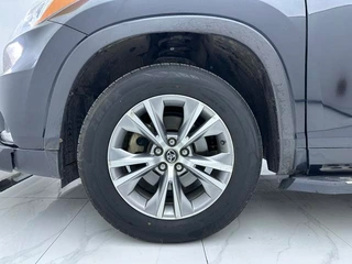 Toyota Highlander 2017 2.0T Version élite à deux roues motrices 5 Siège extérieur photo 7 Toyota Highlander 2017 2.0T Version élite à deux roues motrices 5 Siège extérieur photo 7