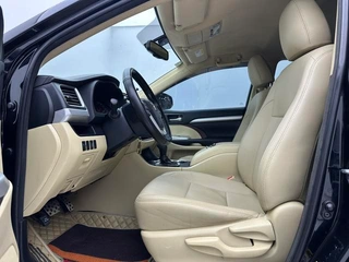 Toyota Highlander 2017 2.0T Version élite à deux roues motrices 5 Siège extérieur photo 10 Toyota Highlander 2017 2.0T Version élite à deux roues motrices 5 Siège extérieur photo 10
