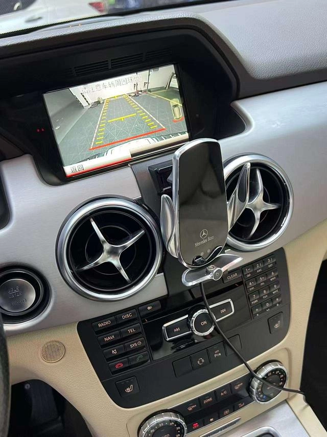 Mercedes-Benz GLK-Class 2015 GLK 300 4MATIC Estilo de moda Versión extrema interior foto 12 Mercedes-Benz GLK-Class 2015 GLK 300 4MATIC Estilo de moda Versión extrema interior foto 12