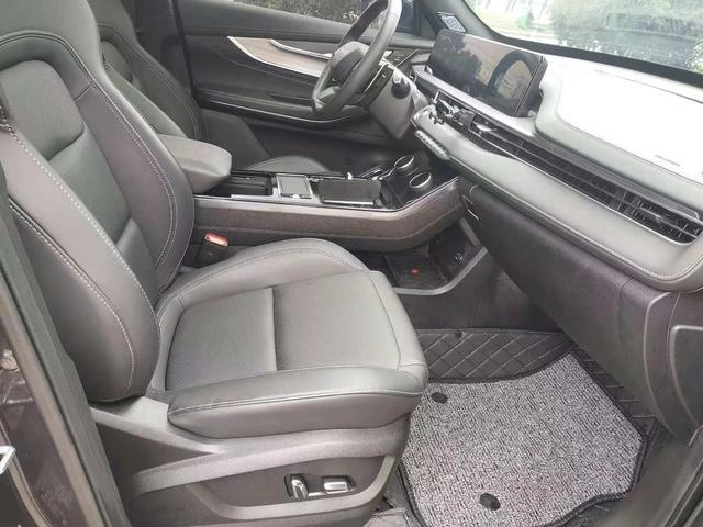 Exeed LX 2022 Versailles Edition 1.6T DCT Riding the wind version exterior photo 5