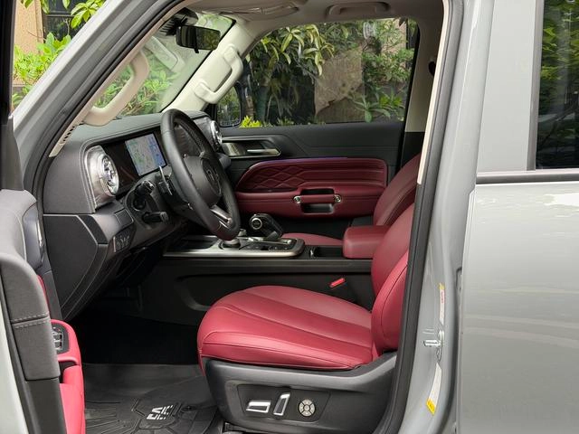 Tank 300 2024 2.0T Conqueror exterior photo 7