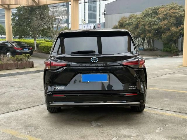 Toyota Sienna 2023 Reforma Doble motor 2.5L Versión de lujo exterior foto 5