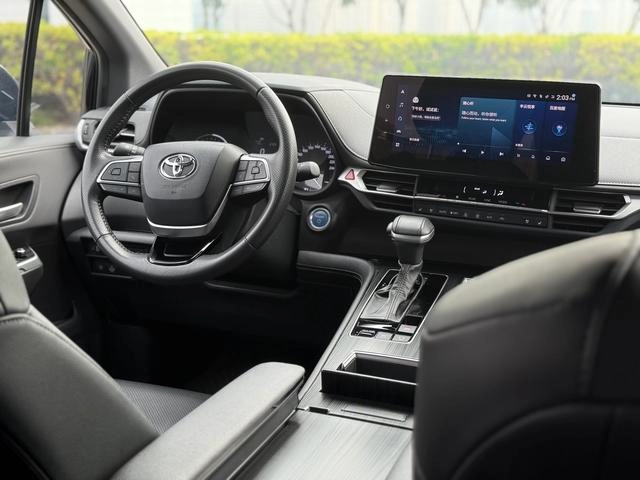 Toyota Sienna 2023 Reforma Doble motor 2.5L Versión de lujo exterior foto 7