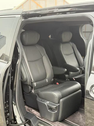 Toyota Sienna 2023 Reforma Doble motor 2.5L Versión de lujo interior foto 11