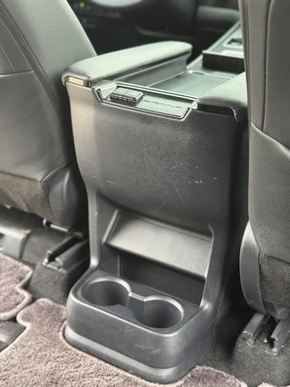 Toyota Sienna 2023 Reforma Doble motor 2.5L Versión de lujo interior foto 14