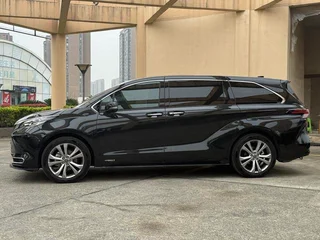 Toyota Sienna 2023 Reforma Doble motor 2.5L Versión de lujo interior foto 15