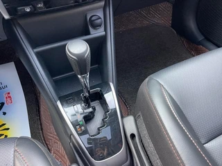 Toyota Yaris L 2020 Charmant X 1.5L CVT Version de luxe intérieur photo 16
