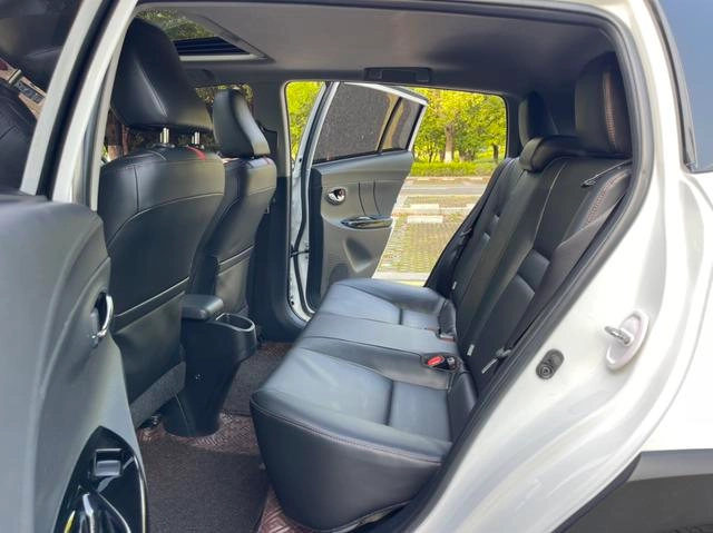 Toyota Yaris L 2020 Charmant X 1.5L CVT Version de luxe intérieur photo 18