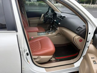 Toyota Highlander 2013 2.7L Two-wheel drive 5 Zijin Edition Seat interior photo 14