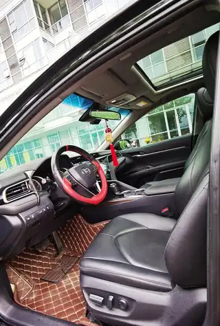 Toyota Camry 2018 2.5G Version de luxe intérieur photo 12 Toyota Camry 2018 2.5G Version de luxe intérieur photo 12