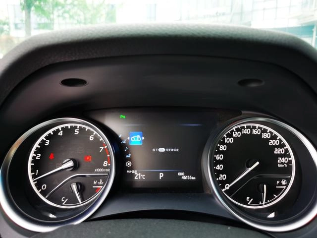 Toyota Camry 2018 2.5G Version de luxe intérieur photo 13 Toyota Camry 2018 2.5G Version de luxe intérieur photo 13