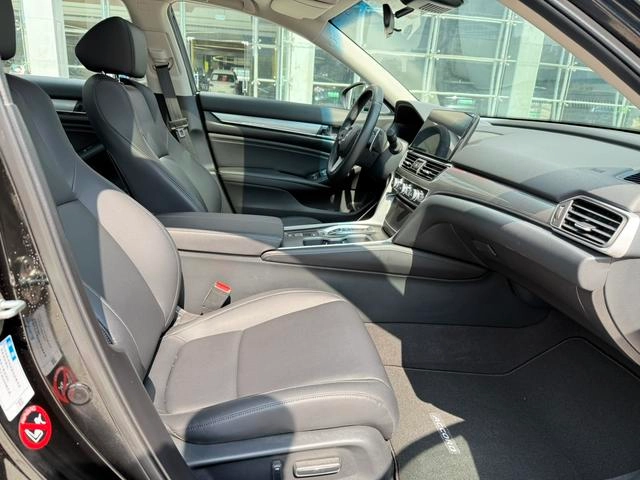 Honda Accord 2022 Afilado Híbrido 2.0L Edición de cuello afilado interior foto 13
