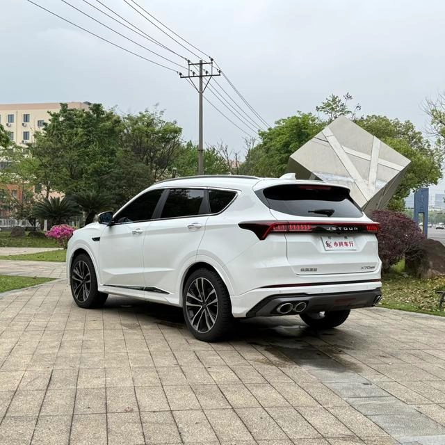 Jetour X70 Plus 2021 1.6T DCT Земля Pro 7 Кресло экстерьер фото 8 Jetour X70 Plus 2021 1.6T DCT Земля Pro 7 Кресло экстерьер фото 8