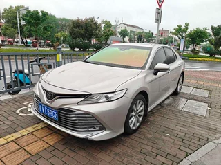 Toyota Camry 2018 2.0G Luxury Edition