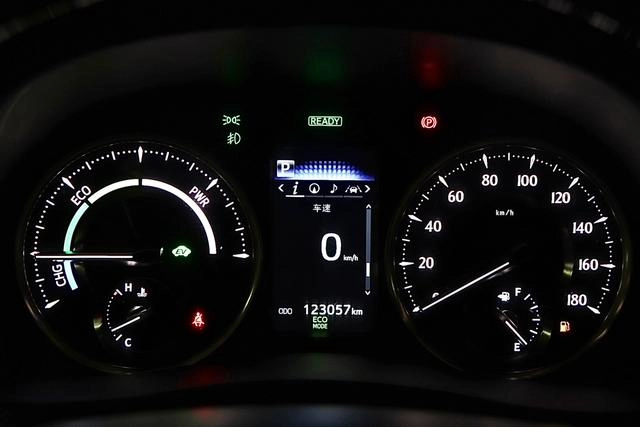 Toyota Alphard 2021 Dual Power 2.5L Premium Edition exterior photo 9 Toyota Alphard 2021 Dual Power 2.5L Premium Edition exterior photo 9