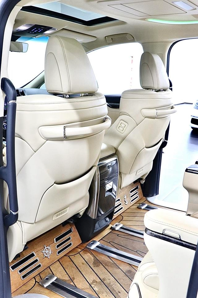 Toyota Alphard 2021 Dual Power 2.5L Premium Edition interior photo 13 Toyota Alphard 2021 Dual Power 2.5L Premium Edition interior photo 13