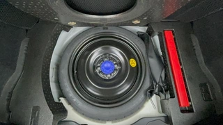 Toyota Yaris L 2021 1.5L CVT Leading Edition interior photo 16 Toyota Yaris L 2021 1.5L CVT Leading Edition interior photo 16