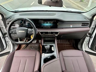Jetour X90 Plus 2024 1.6TD DCT Big Family Joy Edition interior photo 8