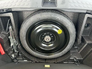 Toyota C-HR 2020 2.0L Kuyue Leading Edition interior photo 13