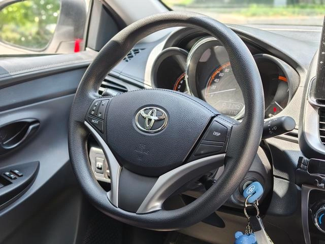 Toyota Yaris L 2022 Vibrant X 1.5L CVT Leading PLUS version interior photo 12 Toyota Yaris L 2022 Vibrant X 1.5L CVT Leading PLUS version interior photo 12