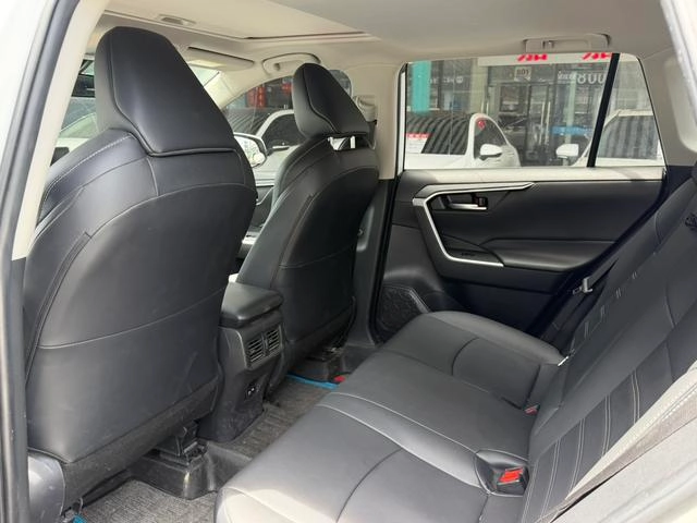 Toyota Wildlander 2021 2.0L Two-wheel drive luxury edition interior photo 8