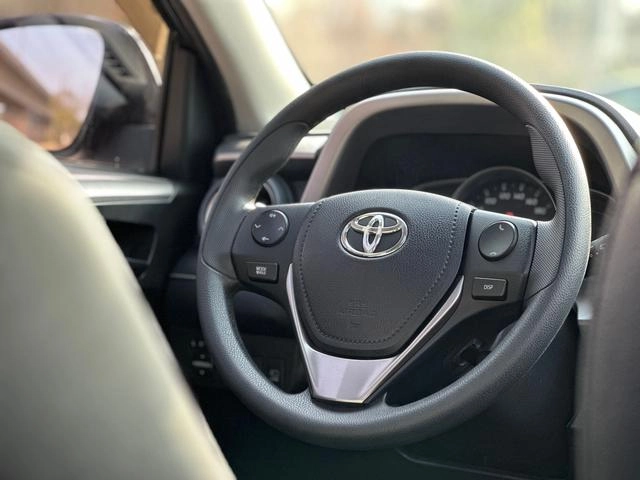 Toyota RAV4 2019 2.0L CVT Two-wheel drive Pioneer Edition country V interior photo 7 Toyota RAV4 2019 2.0L CVT Two-wheel drive Pioneer Edition country V interior photo 7