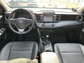 Toyota RAV4 2019 2.0L CVT Two-wheel drive Pioneer Edition country V interior photo 8 Toyota RAV4 2019 2.0L CVT Two-wheel drive Pioneer Edition country V interior photo 8