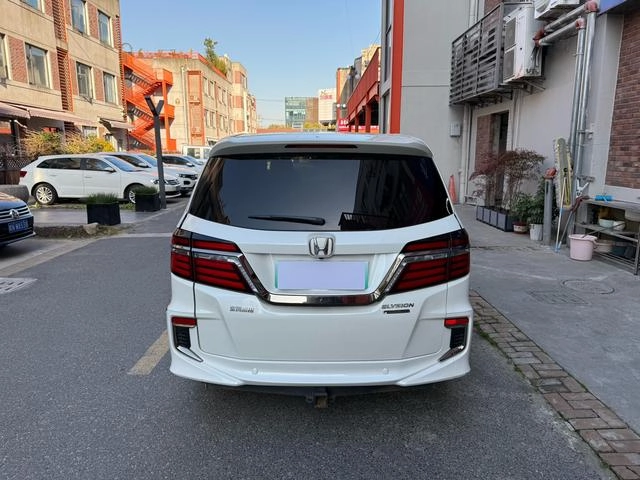 Honda Elysion 2019 2.0L Sharp Hybrid Deluxe Edition interior photo 13 Honda Elysion 2019 2.0L Sharp Hybrid Deluxe Edition interior photo 13