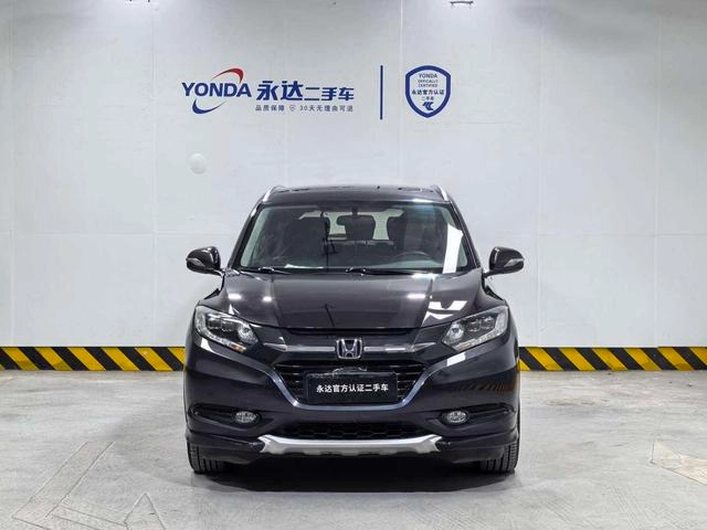 Honda Vezel 2015 1.8L CVT Двухприводная люксовая модель экстерьер фото 2