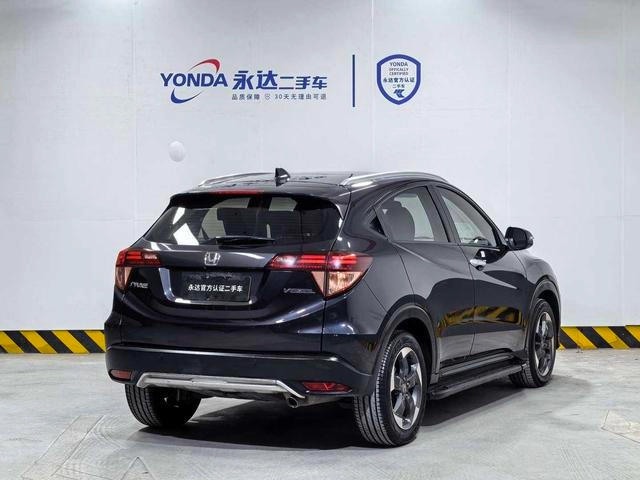 Honda Vezel 2015 1.8L CVT Двухприводная люксовая модель экстерьер фото 3