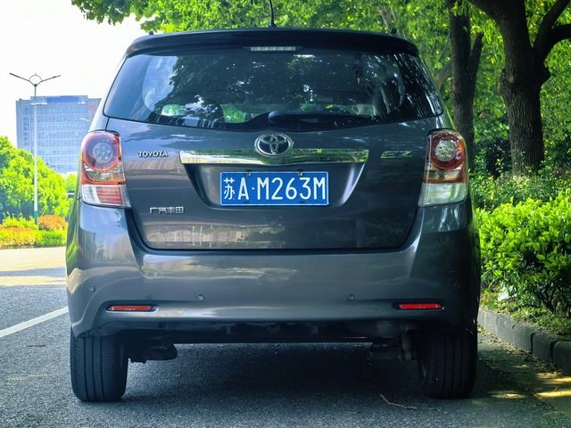 Toyota Verso 2012 180E CVT Elite Multi-function Edition exterior photo 5