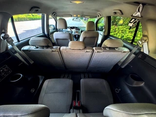 Toyota Verso 2012 180E CVT Elite Multi-function Edition interior photo 14
