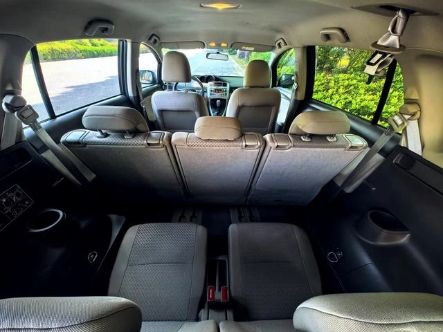 Toyota Verso 2012 180E CVT Elite Multi-function Edition interior photo 14