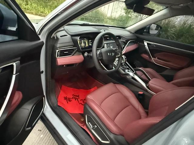 Geely Boyue 2022 Boyue X 1.8TD DCT Type de sagesse extérieur photo 4 Geely Boyue 2022 Boyue X 1.8TD DCT Type de sagesse extérieur photo 4
