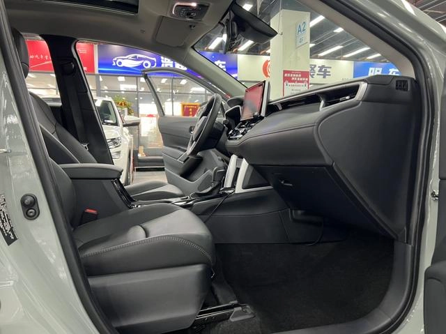 Toyota Corolla Cross 2023 2.0L CVT Versión principal exterior foto 7
