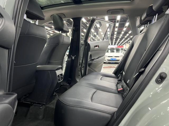 Toyota Corolla Cross 2023 2.0L CVT Versión principal interior foto 9