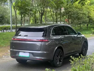 Li Auto L7 2023 Pro Версия интерьер фото 7 Li Auto L7 2023 Pro Версия интерьер фото 7