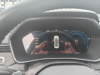 Geely Preface 2023 2.0T Только эта зеленая версия интерьер фото 11