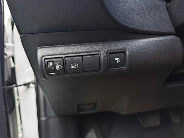 Toyota Corolla 2024 Double téléphone hybride électrique intelligent 1.8L E-CVT Version avant-gardiste extérieur photo 10 Toyota Corolla 2024 Double téléphone hybride électrique intelligent 1.8L E-CVT Version avant-gardiste extérieur photo 10