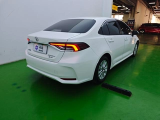 Toyota Corolla 2024 Double téléphone hybride électrique intelligent 1.8L E-CVT Version avant-gardiste intérieur photo 17 Toyota Corolla 2024 Double téléphone hybride électrique intelligent 1.8L E-CVT Version avant-gardiste intérieur photo 17