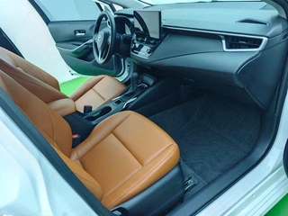 Toyota Corolla 2024 Double téléphone hybride électrique intelligent 1.8L E-CVT Version avant-gardiste intérieur photo 20 Toyota Corolla 2024 Double téléphone hybride électrique intelligent 1.8L E-CVT Version avant-gardiste intérieur photo 20