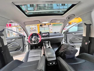 Geely Emgrand 2022 The first 4 Generation 1.5L CVT Flagship exterior photo 10 Geely Emgrand 2022 The first 4 Generation 1.5L CVT Flagship exterior photo 10