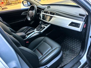 Geely Boyue 2018 1.8TD Automatic two-wheel drive smart and elegant type interior photo 8