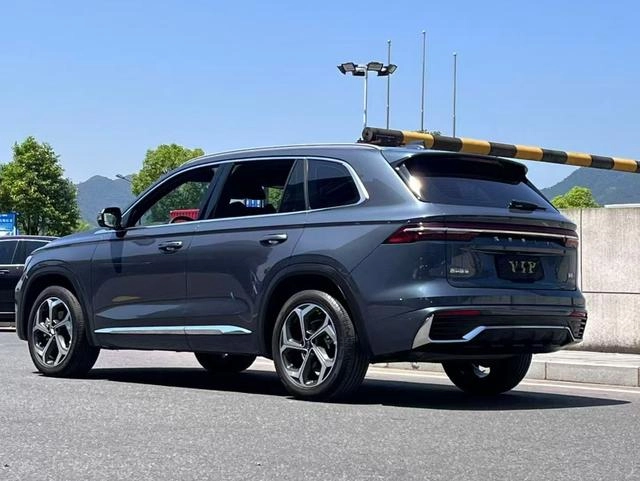 Geely Monjaro 2024 2.0TD Versión en la nube de tracción en dos ruedas automática de alta potencia interior foto 7