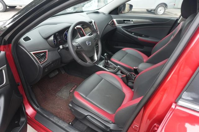 Changan Eado XT 2017 RS 1.5T Type éblouissant automatique extérieur photo 4