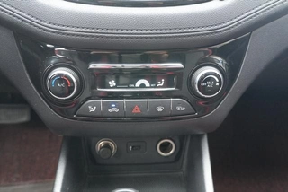 Changan Eado XT 2017 RS 1.5T Type éblouissant automatique intérieur photo 11