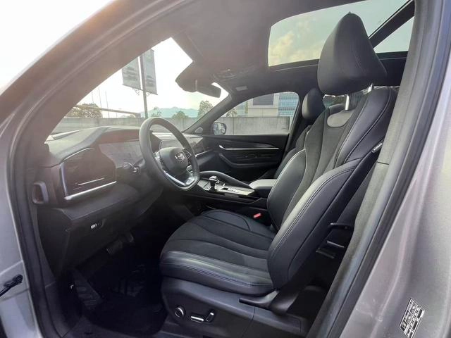 Geely Monjaro 2024 2.0TD Versión Skyline con tracción automática en dos ruedas de alta potencia exterior foto 5