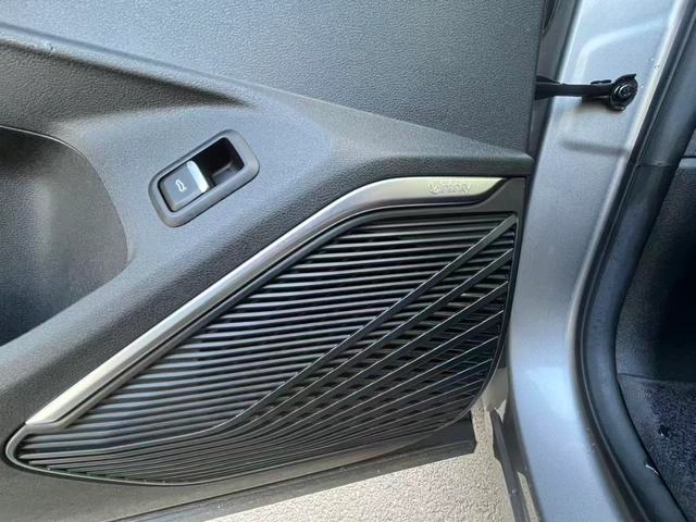 Geely Monjaro 2024 2.0TD Versión Skyline con tracción automática en dos ruedas de alta potencia interior foto 14