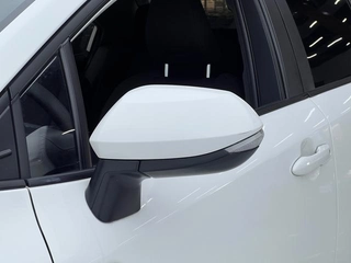 Toyota Levin 2023 TNGA 1.5L Versión emprendedora interior foto 15 Toyota Levin 2023 TNGA 1.5L Versión emprendedora interior foto 15